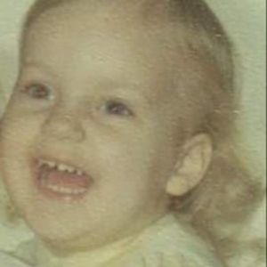 Meet your Posher, Raymonde